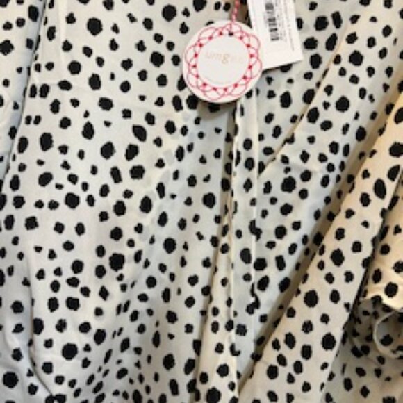 Umgee Dalmatian Print Short Sleeve Ruffle Top, New with Tags, L - Picture 3 of 10
